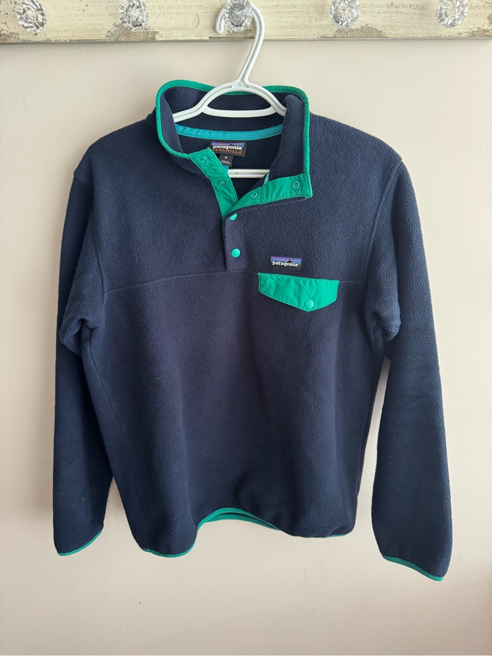 Patagonia Women’s Navy Fleece Snap-T Pullover with Teal Trim